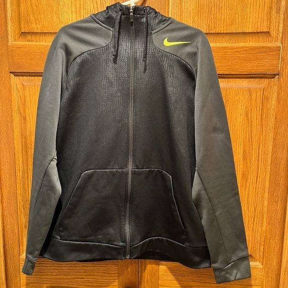 Nike Other - Nike Therma-Fit Black & Gray Fleece Lined Full Zip Sweatshirt - Size Large